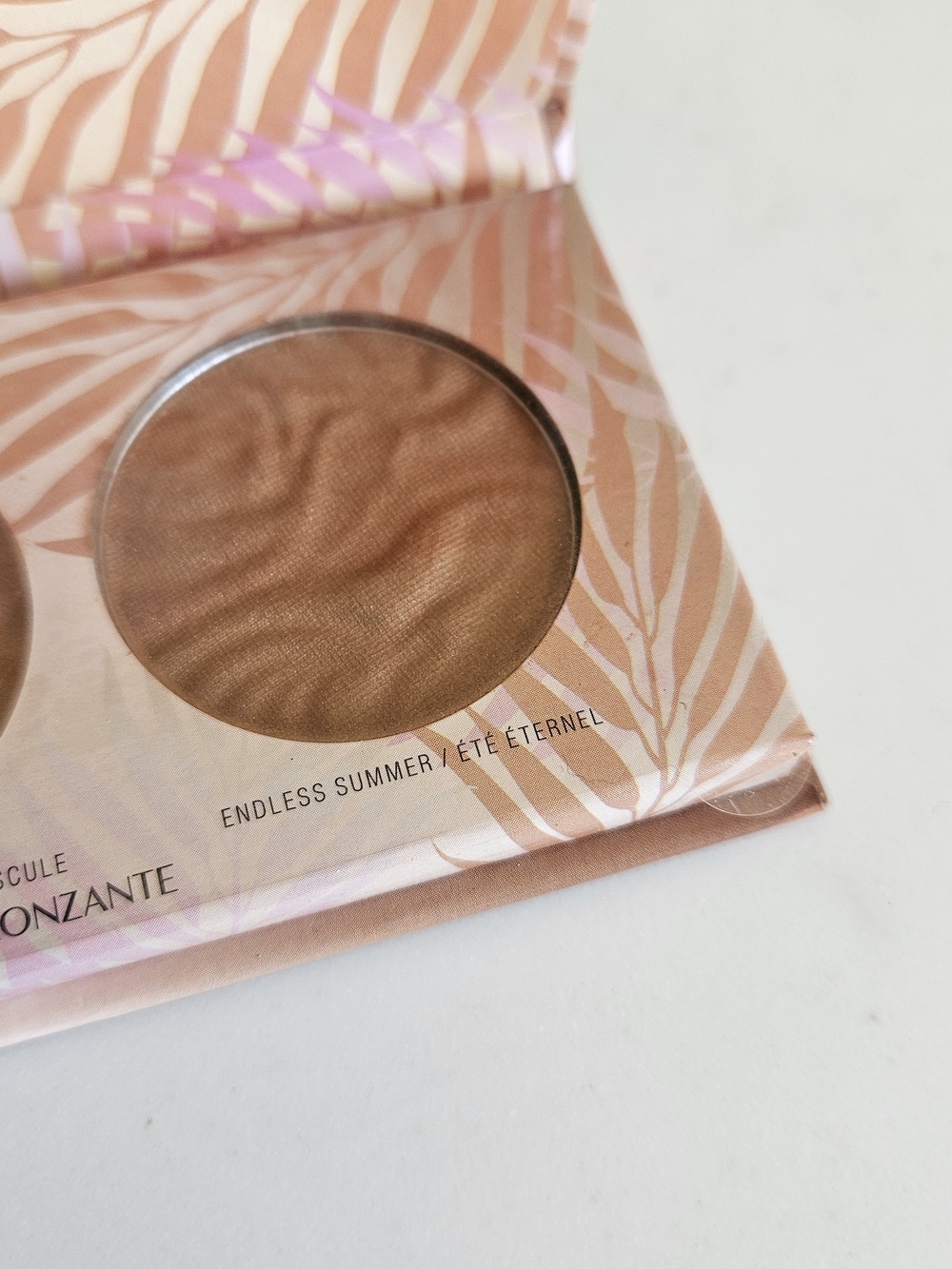 New Physicians Formula Murumuru Butter Bronzer Palette - Warm Bronze Shades - Picture 4 of 6